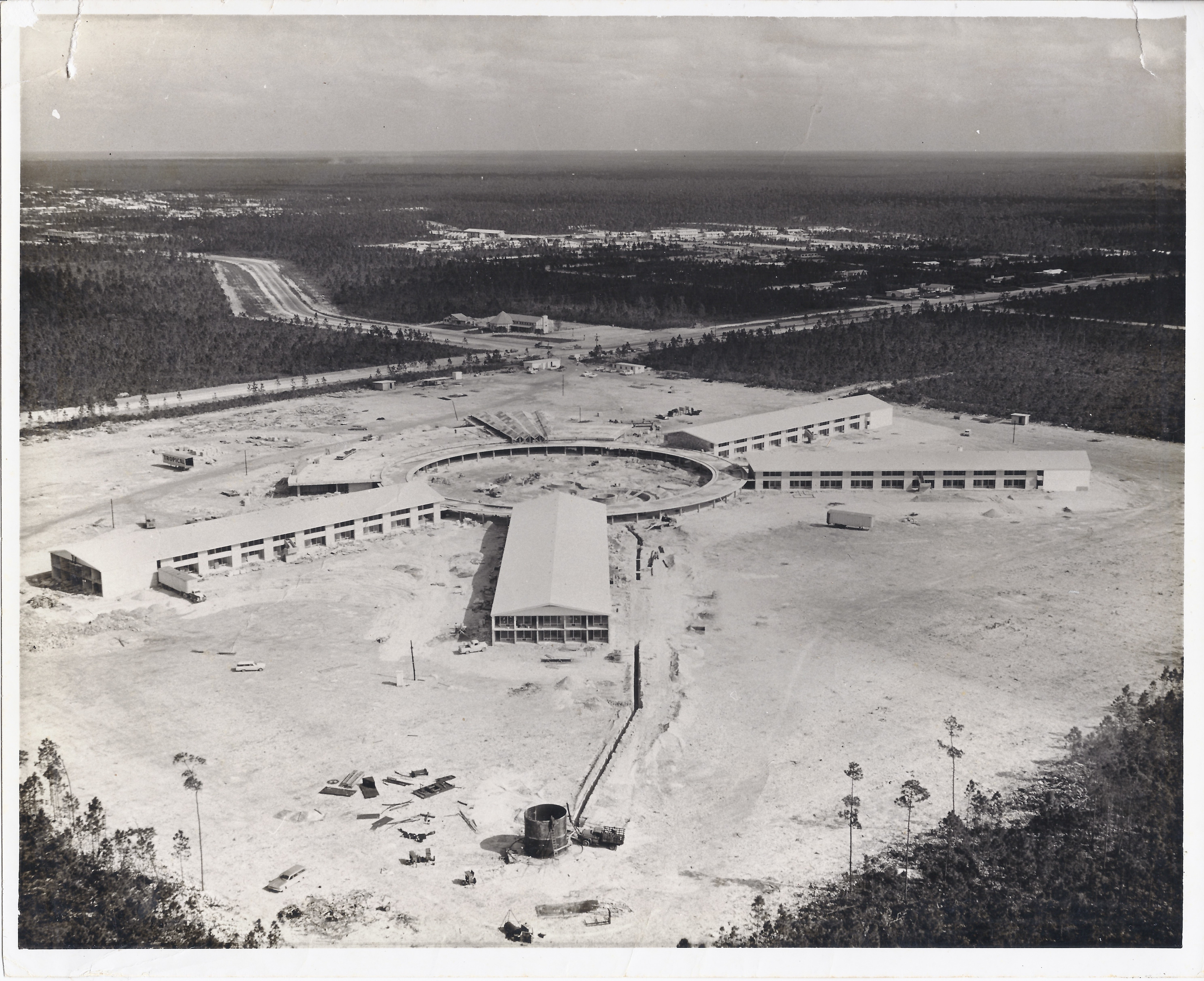 Kings Inn construction, 1965